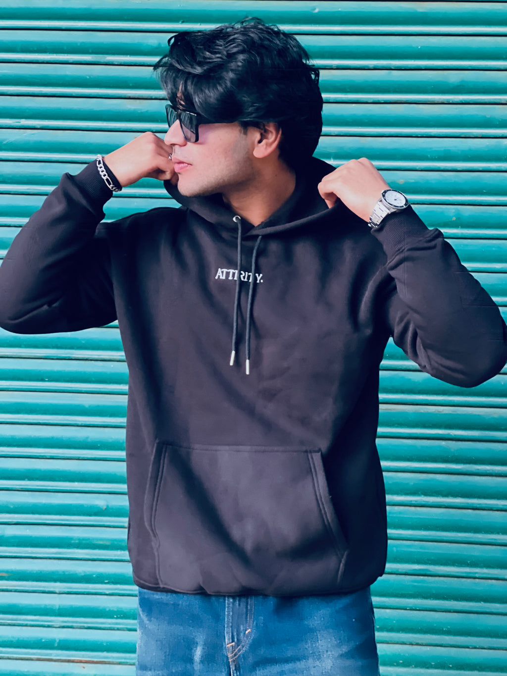 Noir Solid Hoodie